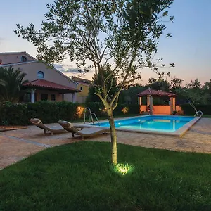 https://apartman-oliva.in-istria.net